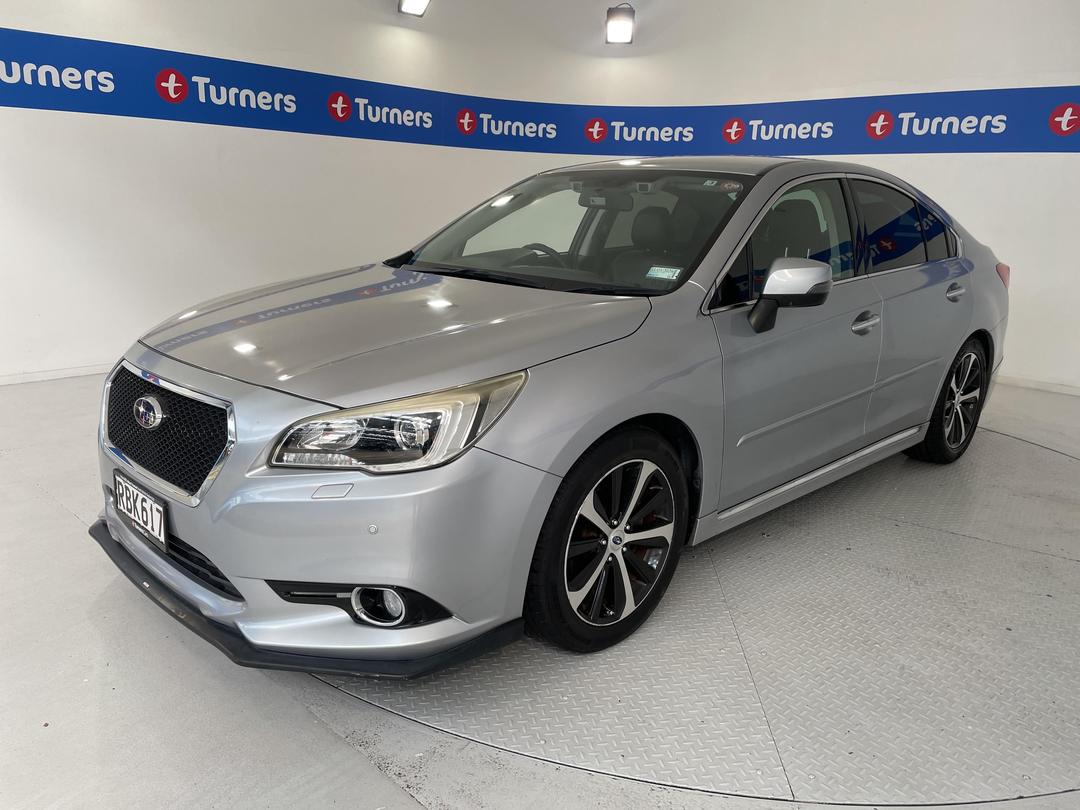 Photo '4' of Subaru Legacy