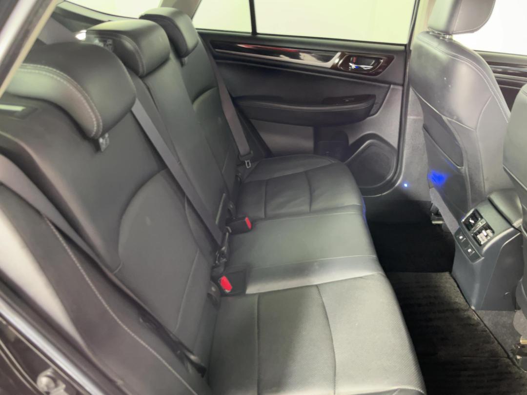 Photo '20' of Subaru Legacy