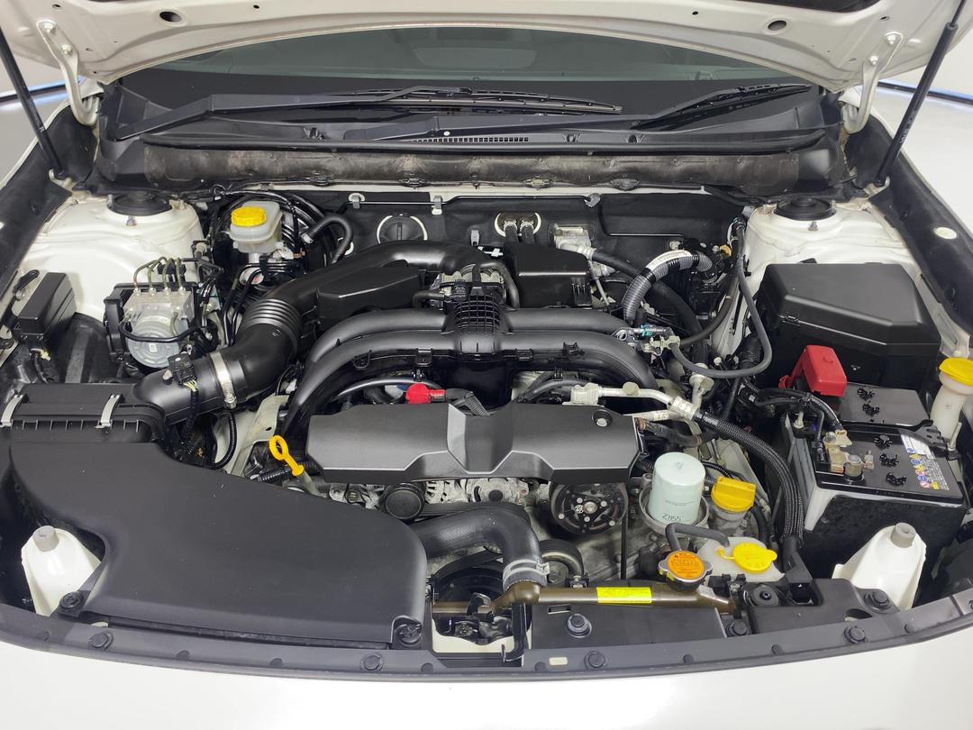 Photo '13' of Subaru Legacy