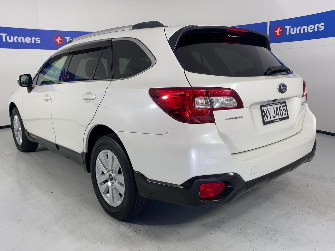 Photo '5' of Subaru Legacy