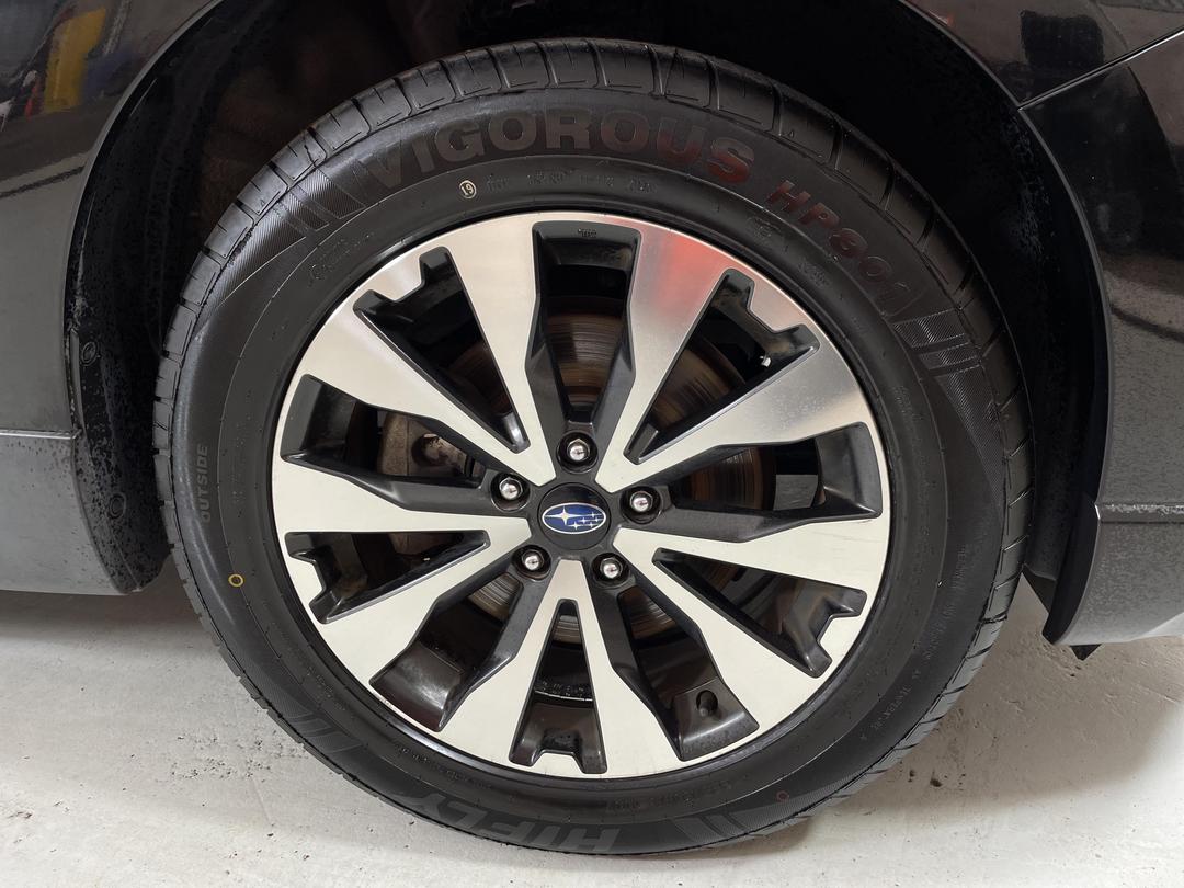 Photo '9' of Subaru Outback