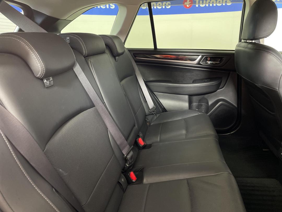 Photo '20' of Subaru Outback