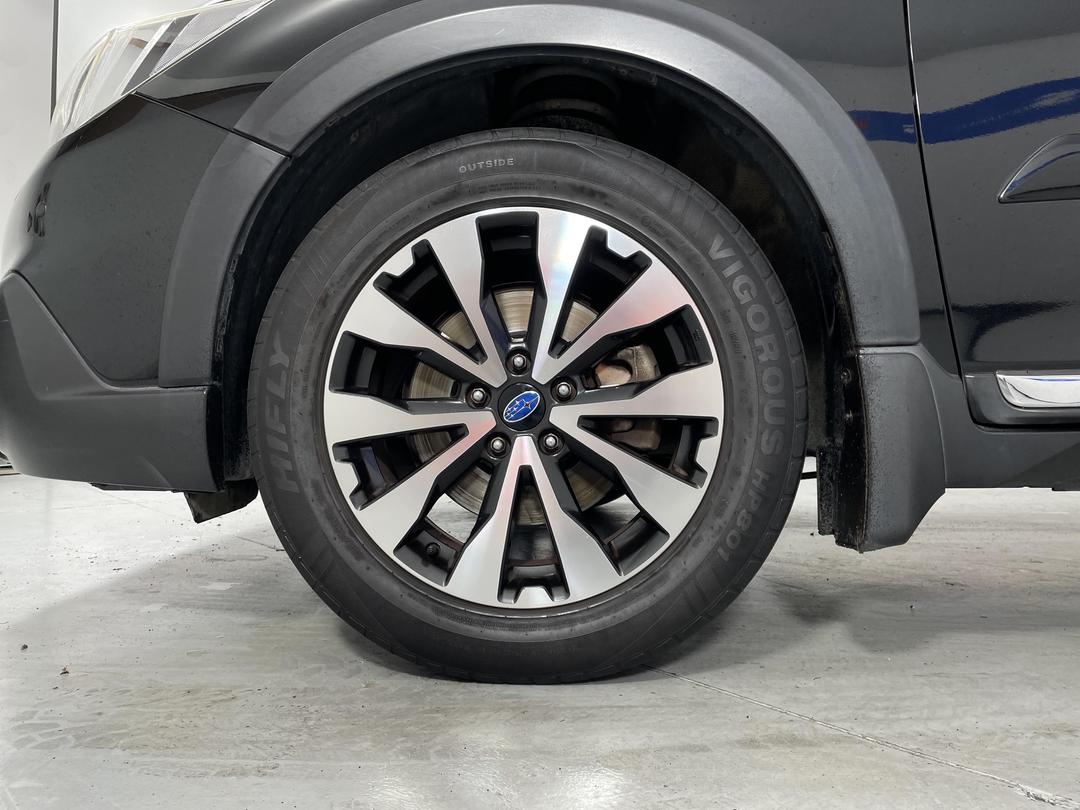 Photo '10' of Subaru Outback