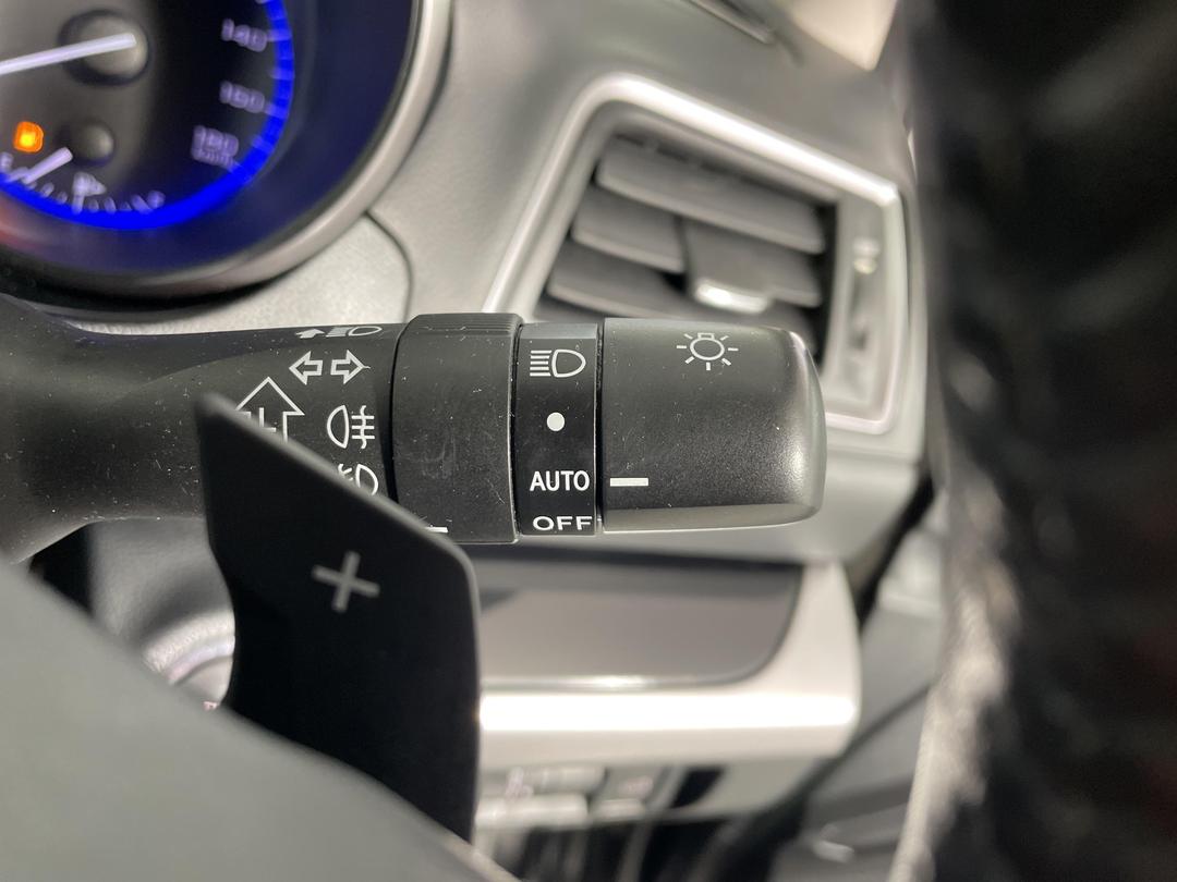 Photo '32' of Subaru Outback