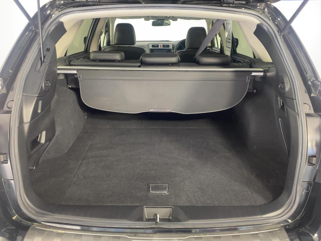 Photo '14' of Subaru Outback