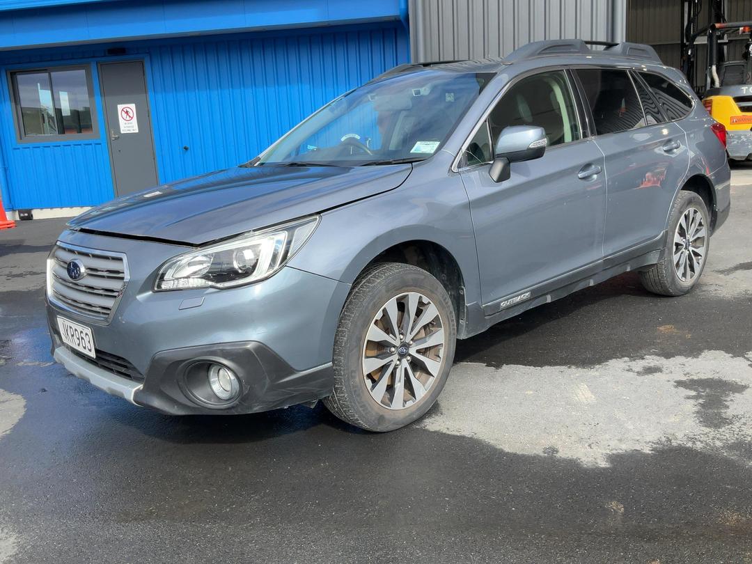 Photo '4' of Subaru Outback Premium