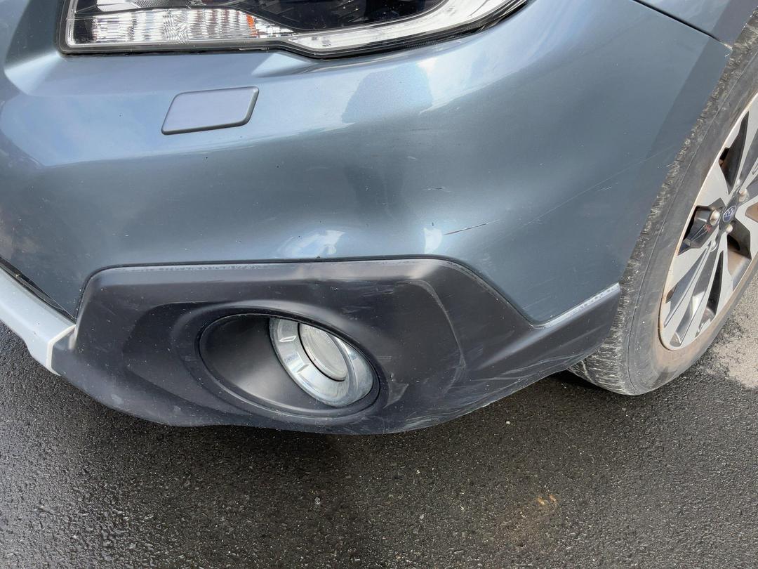 Photo '11' of Subaru Outback Premium