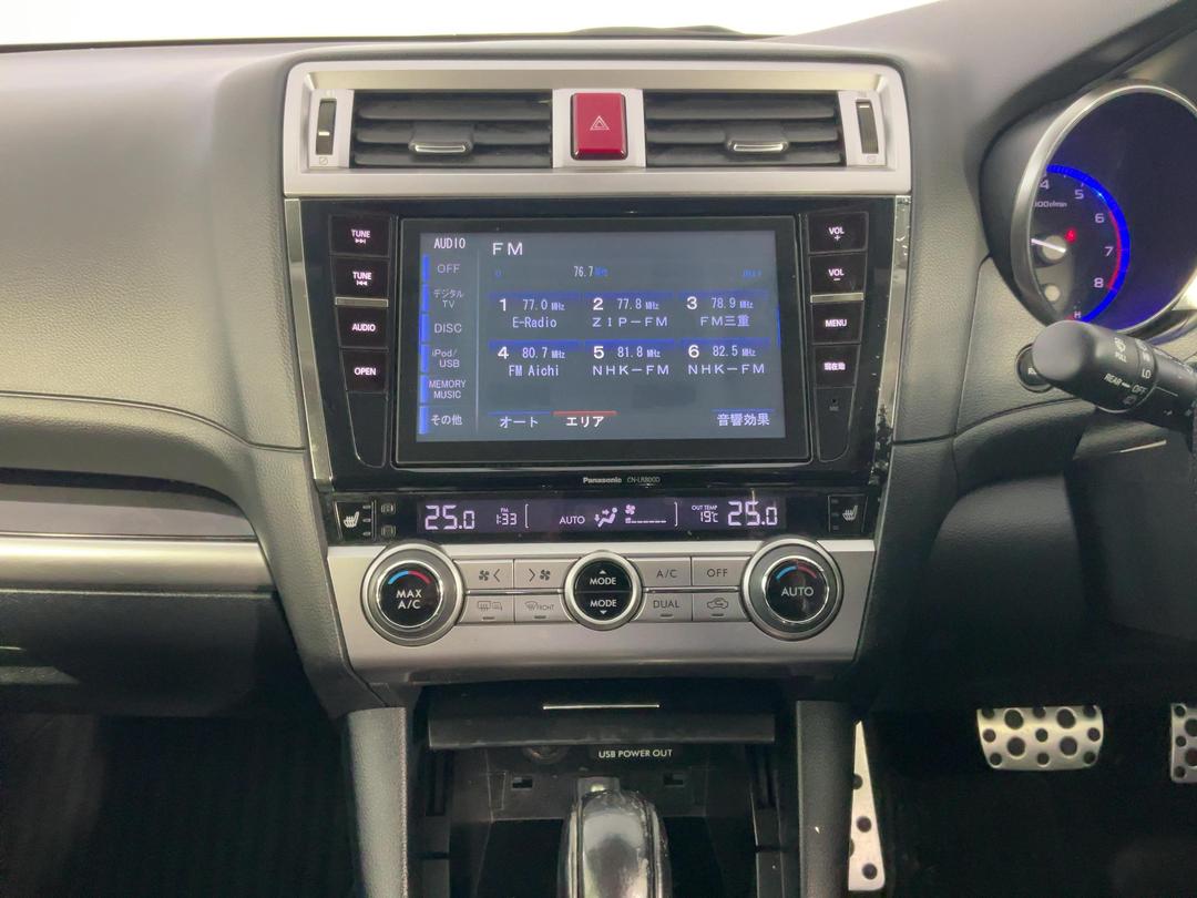 Photo '18' of Subaru Outback