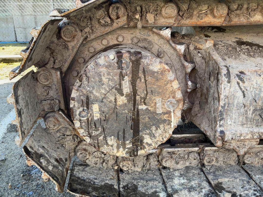 Photo '17' of Sumitomo SH210LC Excavator