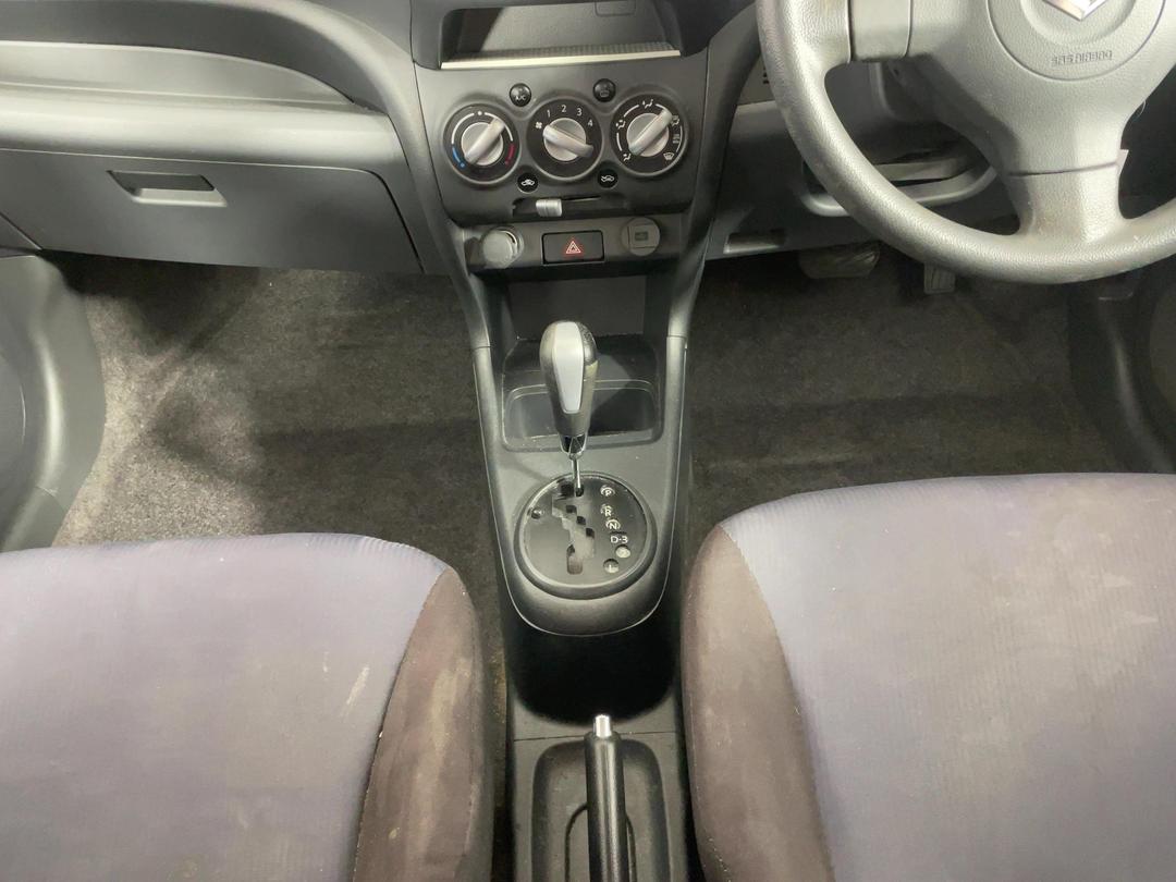 Photo '18' of Suzuki Alto