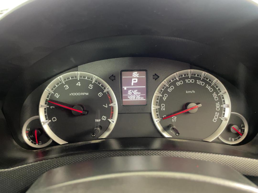 Photo '21' of Suzuki Swift