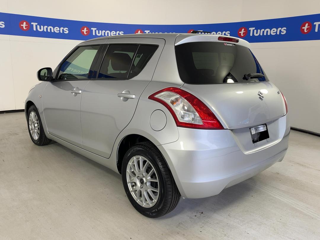 Photo '5' of Suzuki Swift