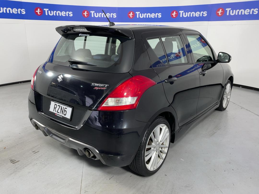 Photo '7' of Suzuki Swift