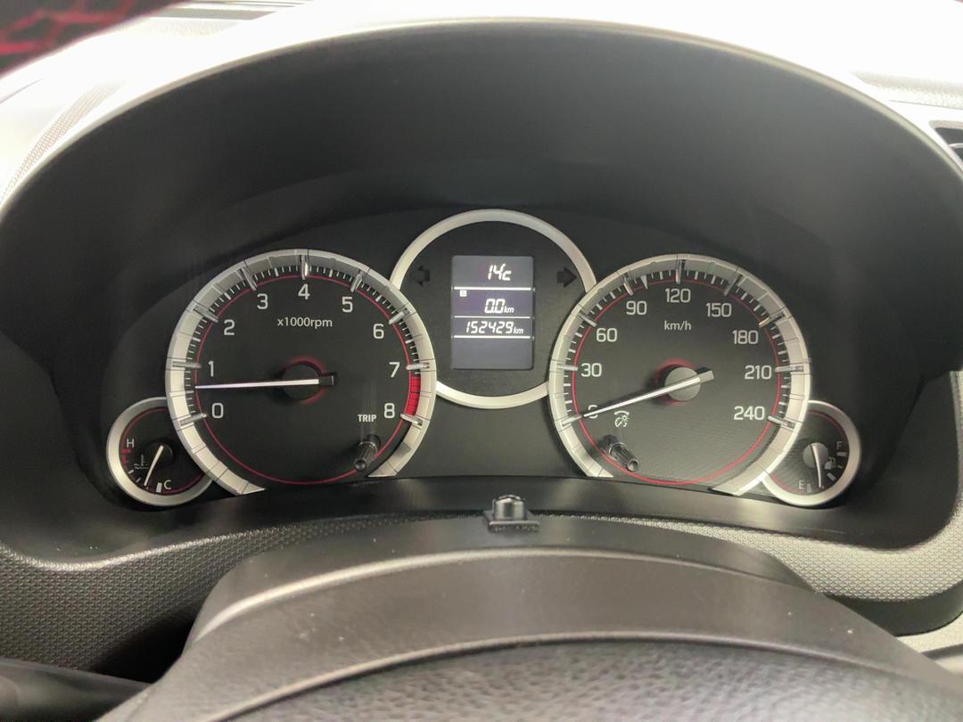 Photo '21' of Suzuki Swift