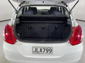 Photo '14' of Suzuki Swift