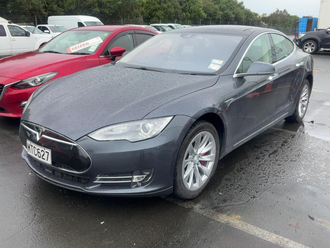 Photo '2' of Tesla Model S P85+