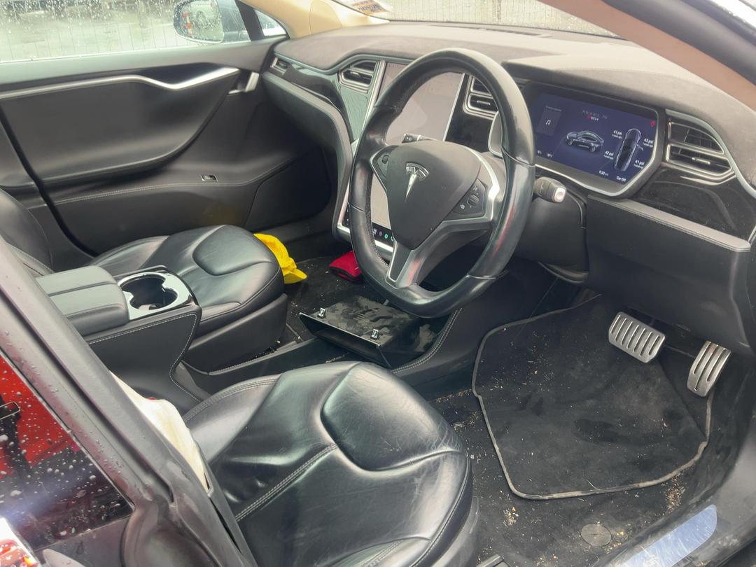 Photo '9' of Tesla Model S P85+