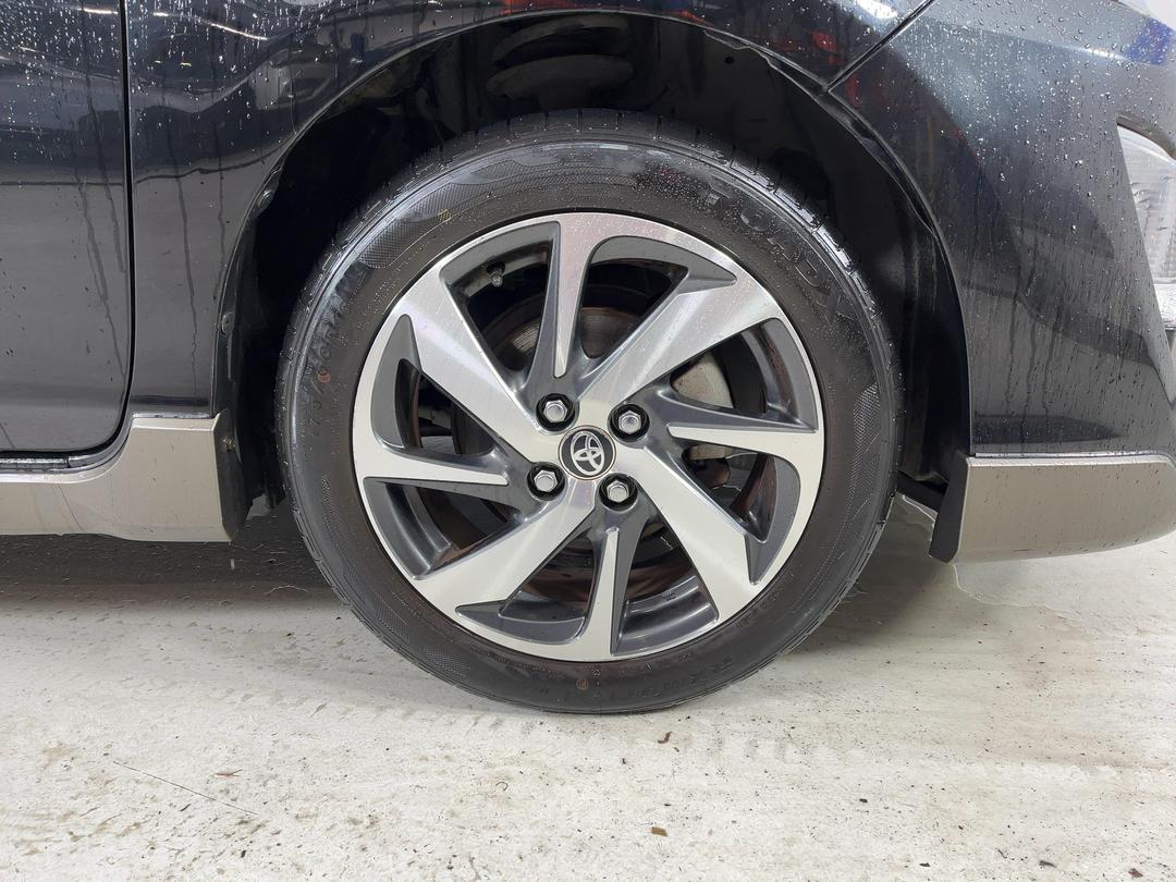 Photo '9' of Toyota Aqua