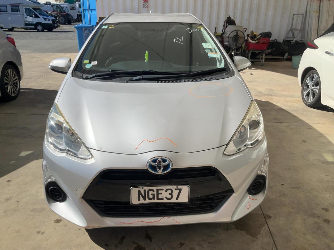 Photo '2' of Toyota Aqua