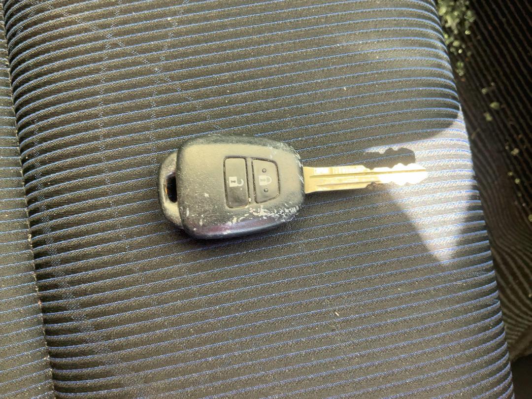 Photo '14' of Toyota Aqua