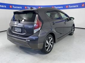 Photo '7' of Toyota Aqua
