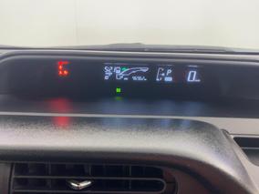 Photo '21' of Toyota Aqua