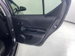 Photo '19' of Toyota Aqua