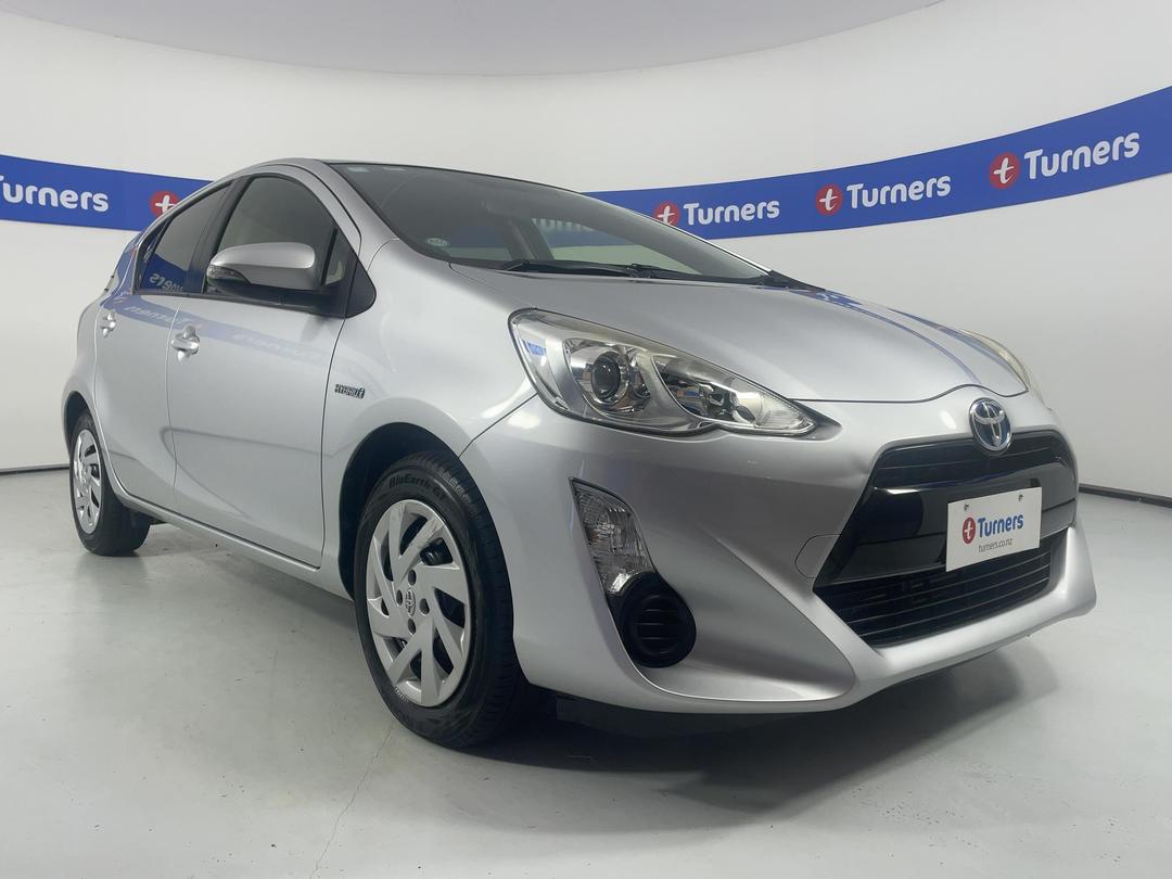 Photo '1' of Toyota Aqua
