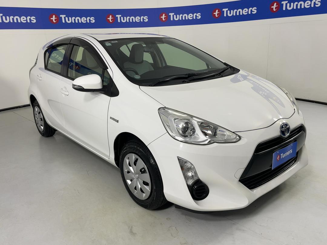 Photo '1' of Toyota Aqua