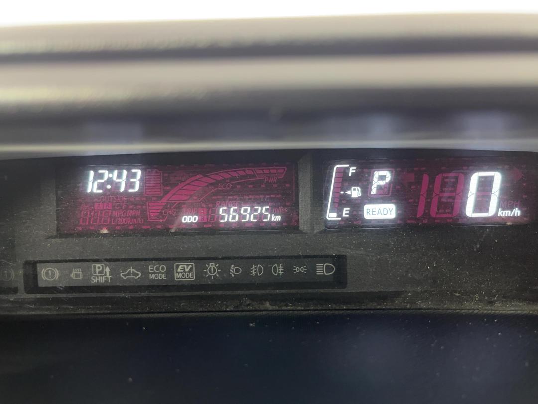 Photo '21' of Toyota Aqua