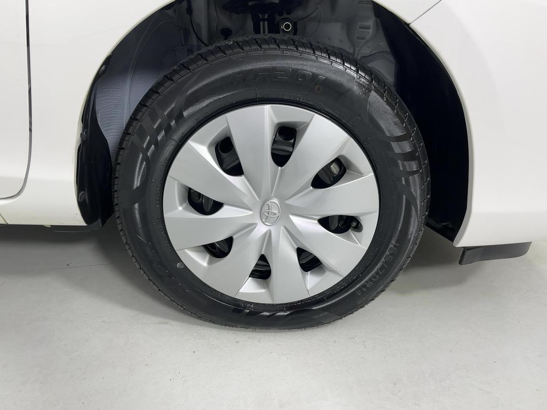 Photo '9' of Toyota Aqua