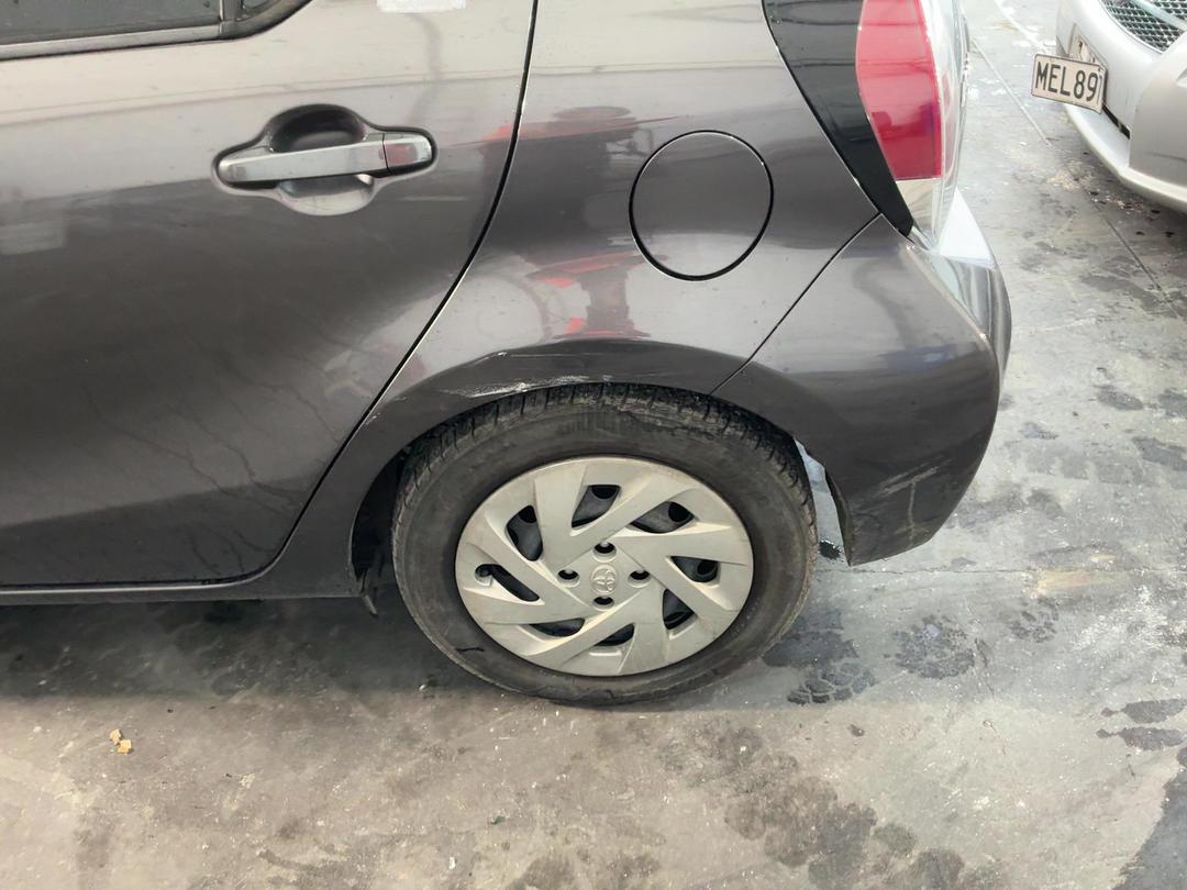 Photo '9' of Toyota Aqua