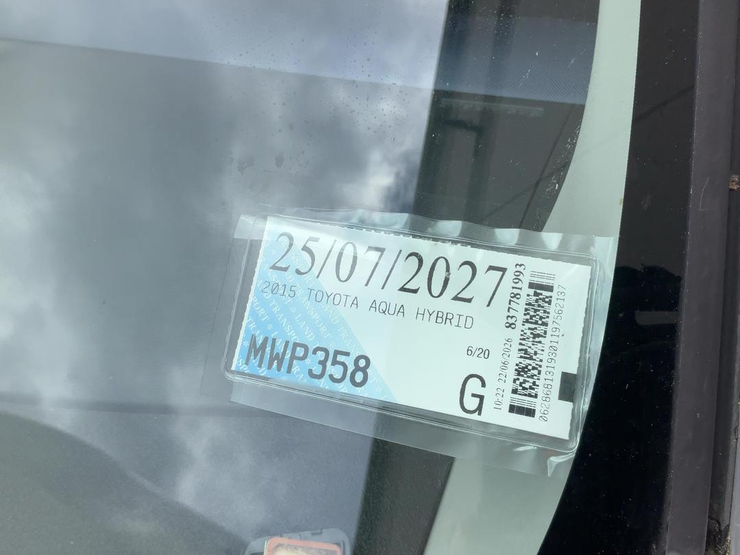Photo '20' of Toyota Aqua