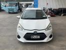 Thumbnail '3' of Toyota Aqua