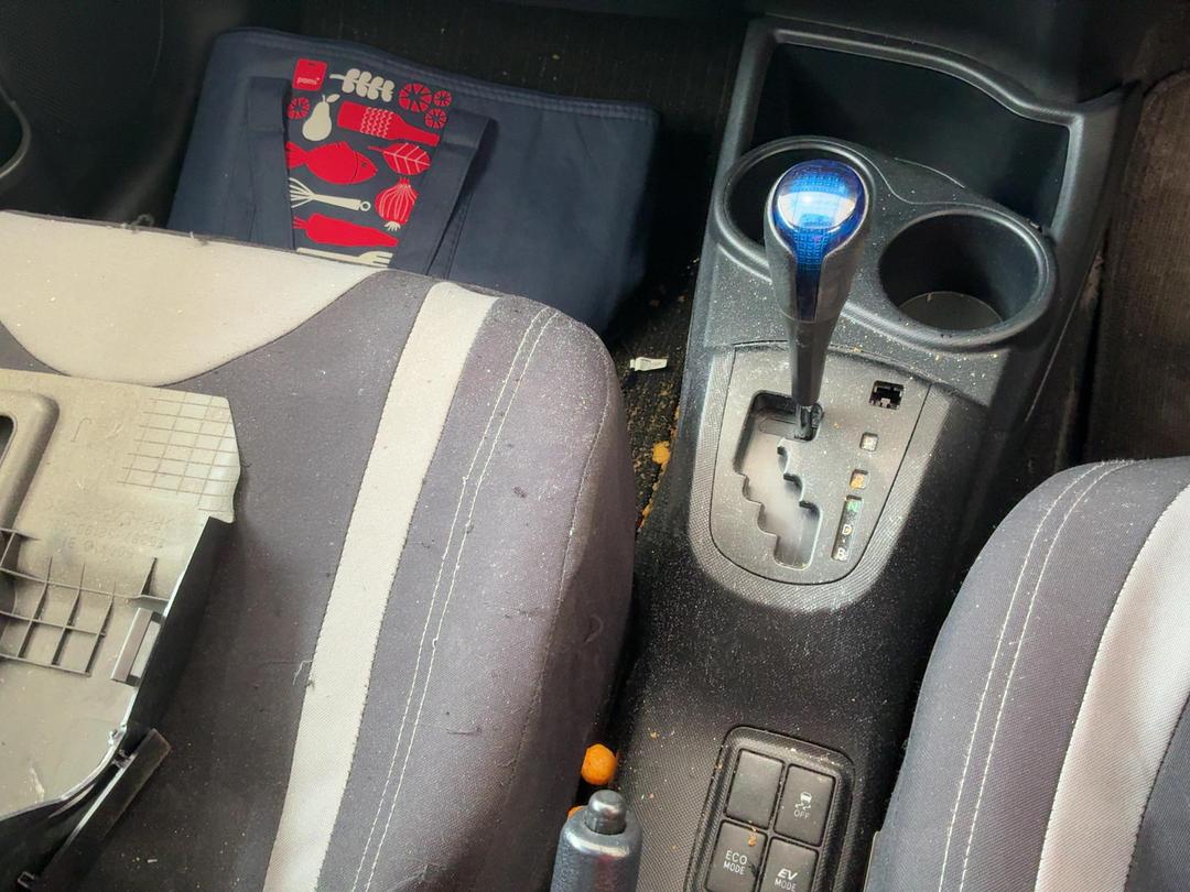Photo '15' of Toyota Aqua Photo '15' of Toyota Aqua