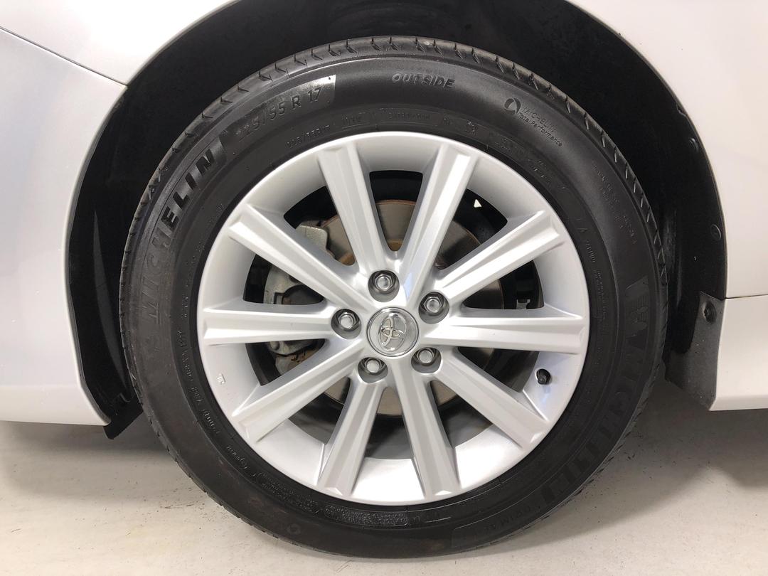 Photo '10' of Toyota Aurion