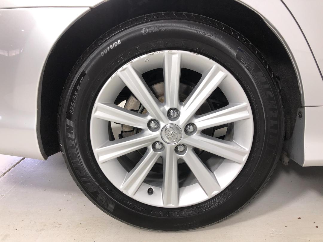 Photo '12' of Toyota Aurion