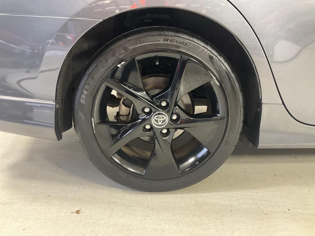 Photo '12' of Toyota Aurion