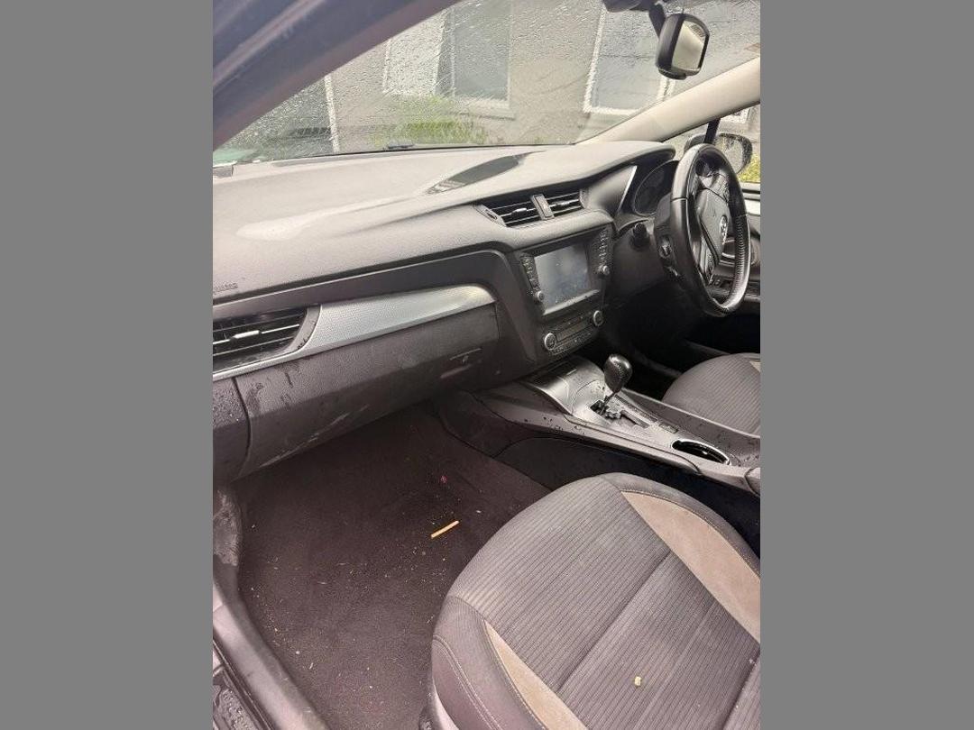 Photo '6' of Toyota Avensis WGN E Photo '6' of Toyota Avensis WGN E
