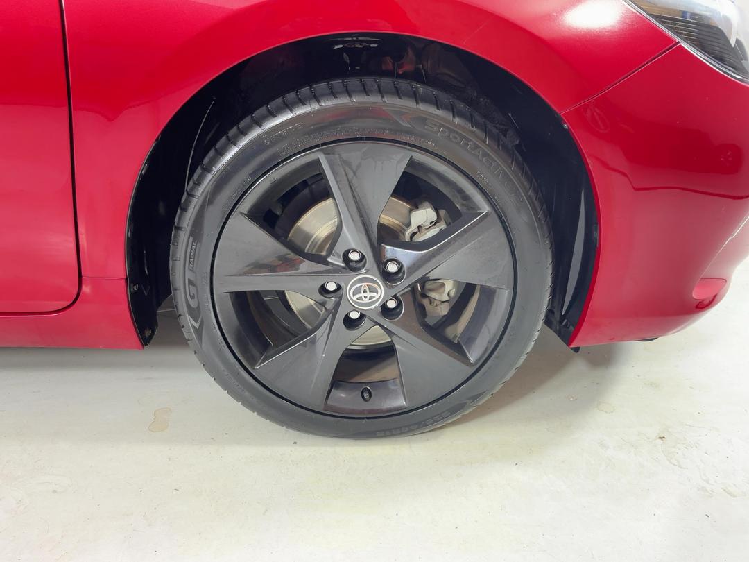 Photo '9' of Toyota Camry