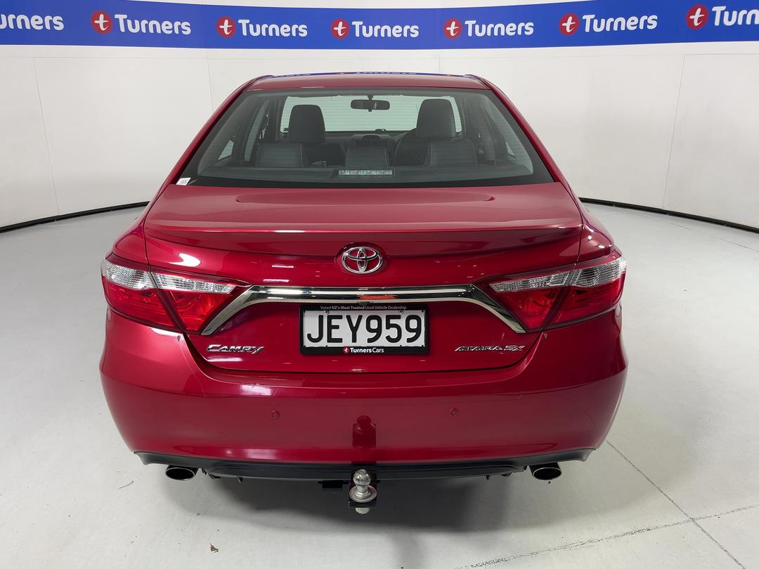 Photo '6' of Toyota Camry