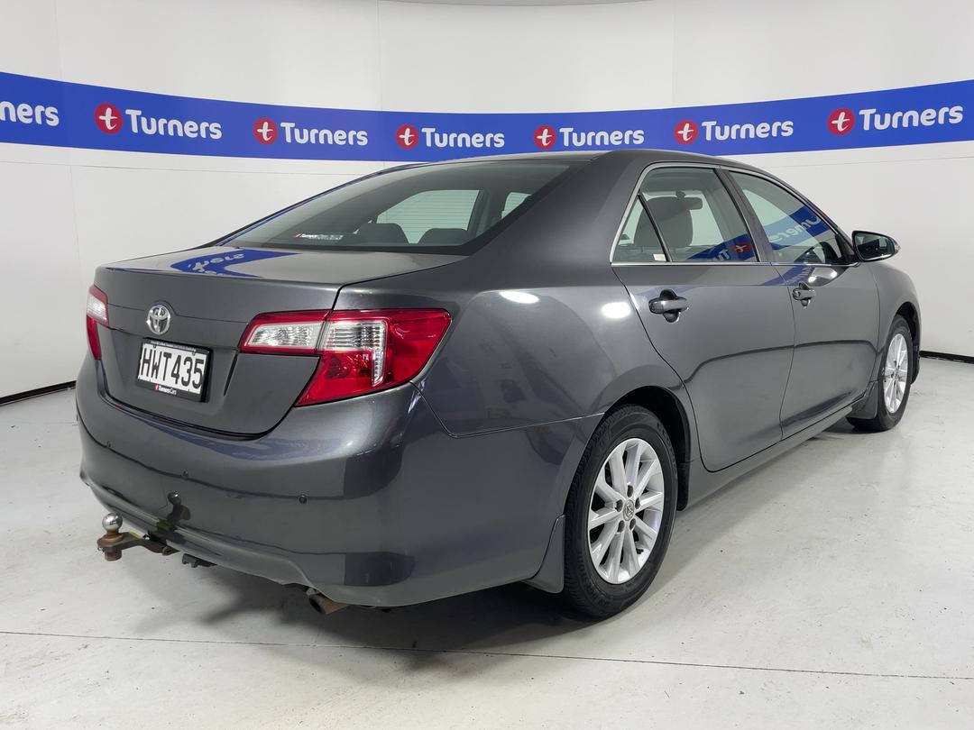 Photo '7' of Toyota Camry