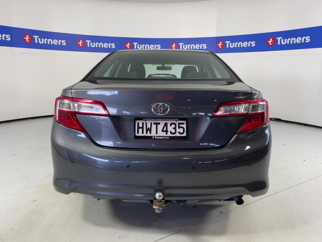 Photo '6' of Toyota Camry