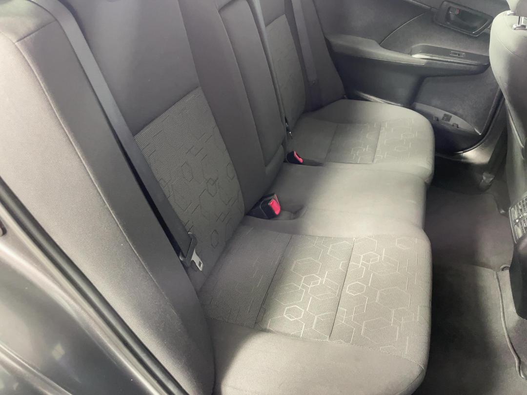 Photo '20' of Toyota Camry