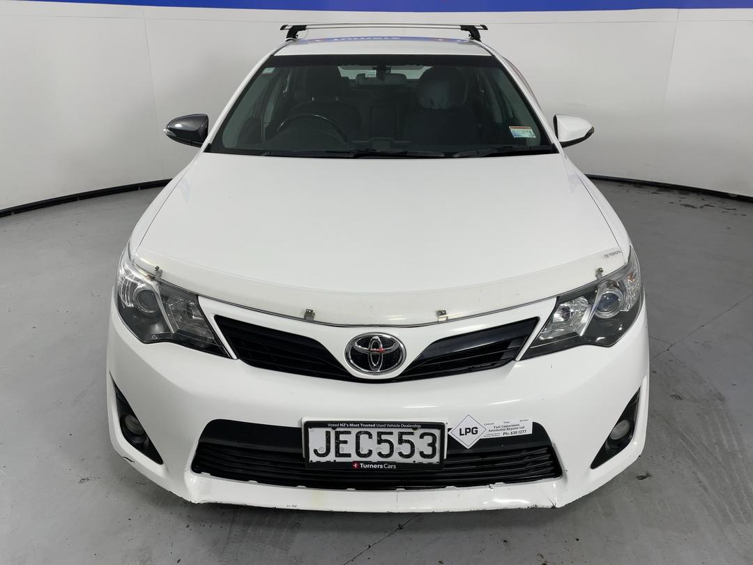 Photo '2' of Toyota Camry