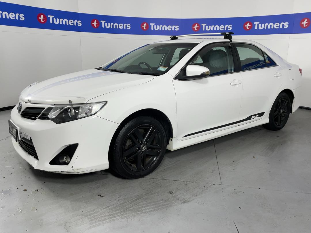 Photo '4' of Toyota Camry