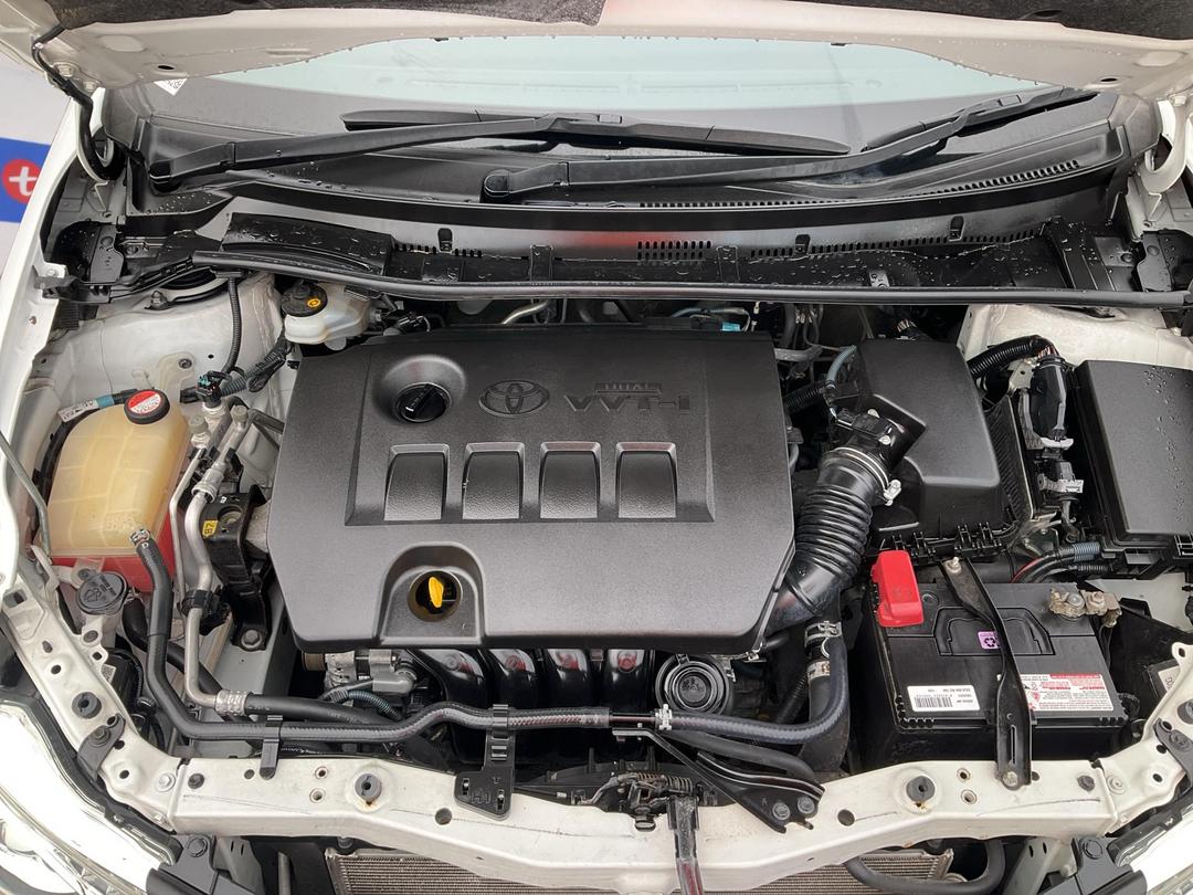 Photo '13' of Toyota Corolla