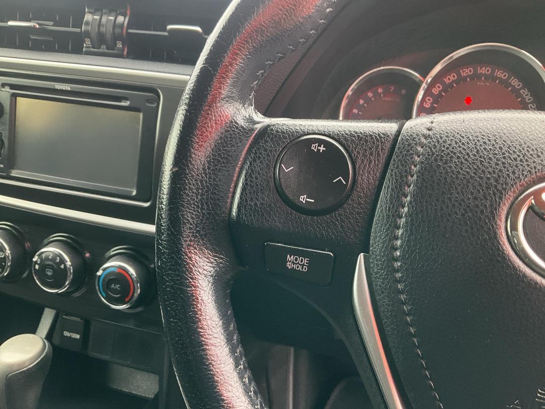 Photo '30' of Toyota Corolla