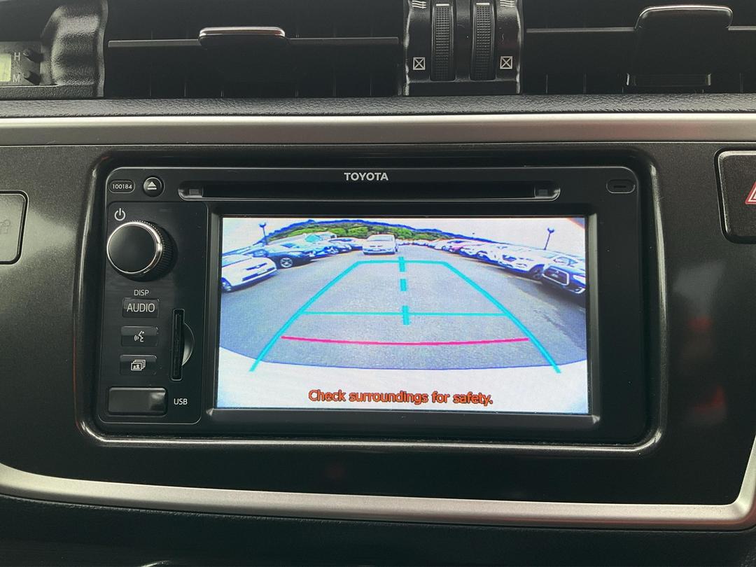 Photo '33' of Toyota Corolla