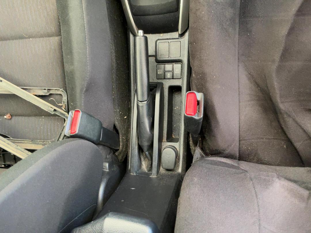 Photo '12' of Toyota Corolla Fielder Hybrid